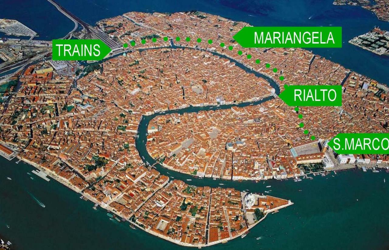 Mariangela Artist's * Venecia
